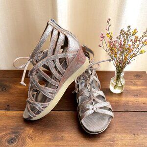 OTBT‎ Nomadic Wedge Sandals Womens Size 8.5 Leather Pewter Color